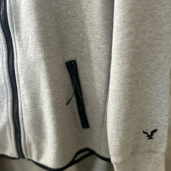 American Eagle Active Flex Gray Zip Up Hoodie Jacket Men’s Medium - Picture 3 of 4